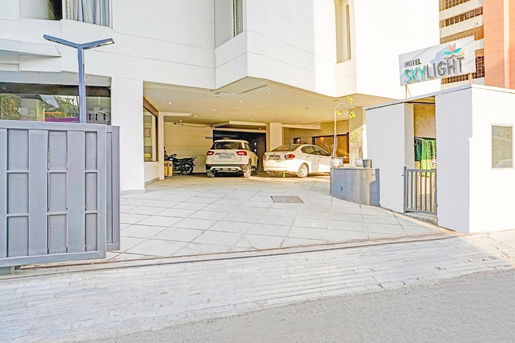 Fabhotel Prime Sky Light Vadodara Exterior foto